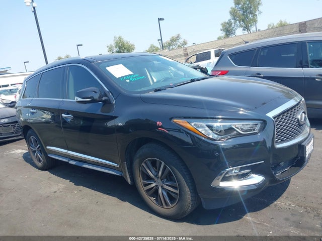5N1DL0MM3HC542771 Infiniti 2017