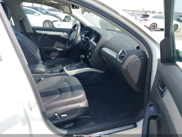 2015 AUDI A4 WAUBFAFL3FN043948 Photo 4