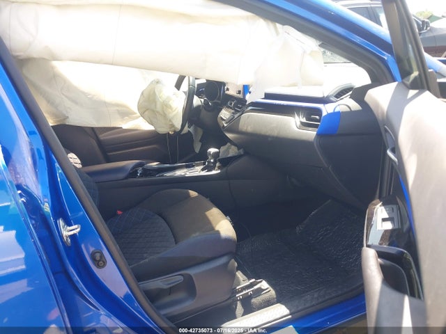 JTNKHMBX5M1118480 Toyota C-HR XLE