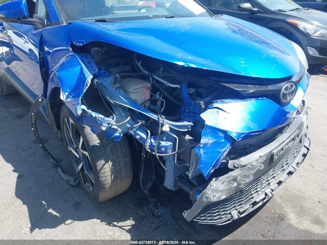 JTNKHMBX5M1118480 Toyota C-HR XLE