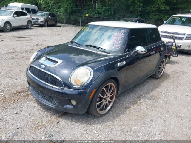 2009 MINI COOPER S WMWMF73599TW83115 Photo 1
