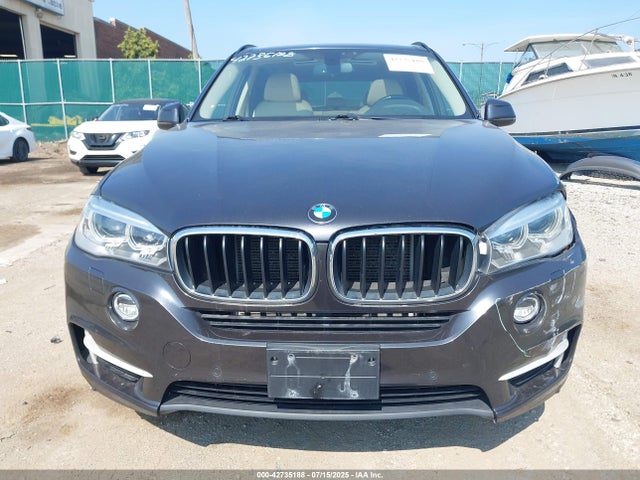 Продажа на аукционе авто 2015 Bmw X5 Xdrive35i, vin: 5UXKR0C55F0K56311, номер лота: 42735188