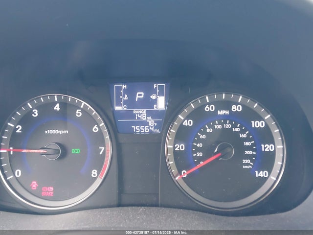 KMHCT4AE3HU377153 Hyundai 2017