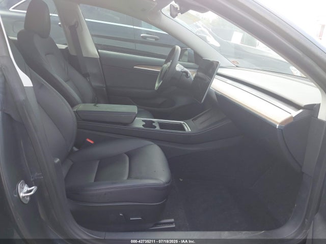 2023 TESLA MODEL 3 5YJ3E1EC0PF590736 Photo 4
