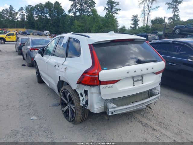 2022 VOLVO XC60 RECHARGE PLUG-IN HYBRID YV4BR0DM3N1910090 Photo 2