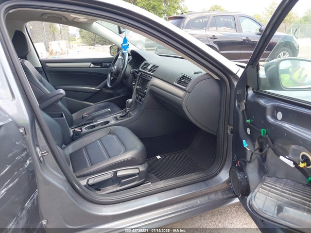 Aukcja sprzedaży 2014 Volkswagen Passat 1.8t Se, vin: 1VWBS7A37EC071025, numer aukcji: 42735221