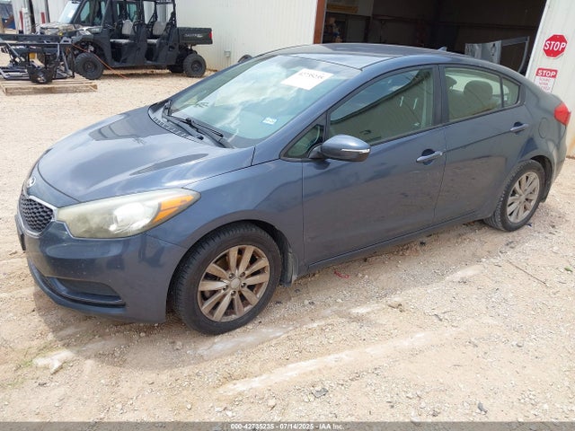 KIA 2014 2014 KNAFX4A67E5115590 Image 2