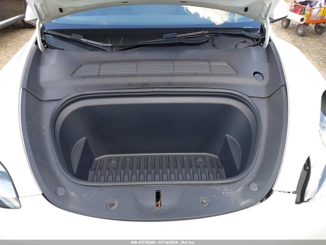 2022 TESLA MODEL Y 7SAYGDEE0NA018498 Photo 9