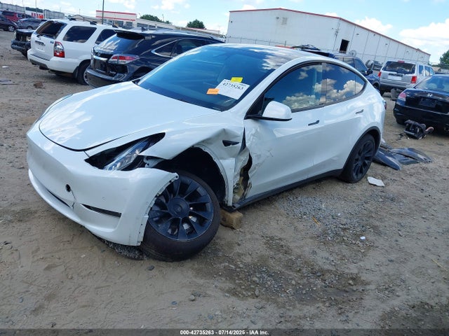 2022 TESLA MODEL Y 7SAYGDEE0NA018498 Photo 1