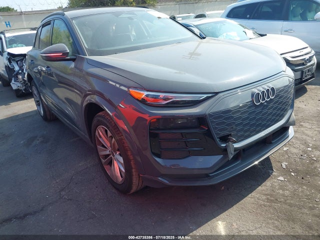 2025 AUDI Q6 E-TRON WA112BGF5SA018747 Photo 0