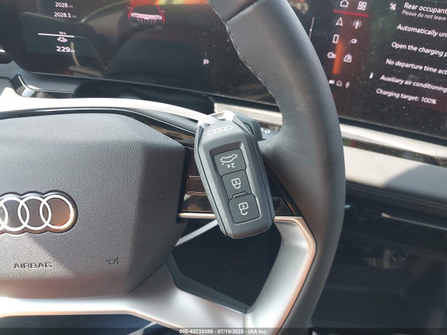 2025 AUDI Q6 E-TRON WA112BGF5SA018747 Photo 10