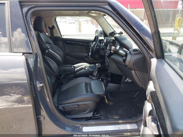 2018 MINI HARDTOP WMWXU3C54J2F50707 Photo 4