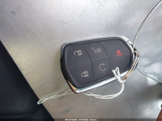 2017 CADILLAC XT5 1GYKNFRS6HZ152982 Photo 10