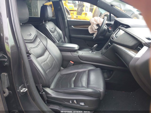 2017 CADILLAC XT5 1GYKNFRS6HZ152982 Photo 4