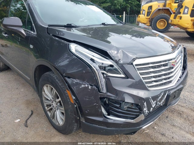 2017 CADILLAC XT5 1GYKNFRS6HZ152982 Photo 5