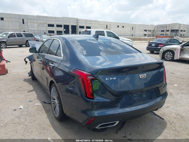 2022 CADILLAC CT4 1G6DB5RK9N0122458 Photo 2