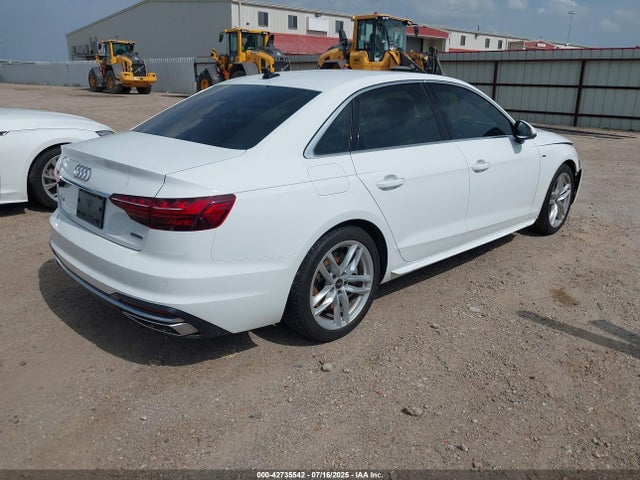 2024 AUDI A4 WAUEAAF46RN002609 Photo 3