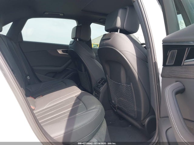 2024 AUDI A4 WAUEAAF46RN002609 Photo 7