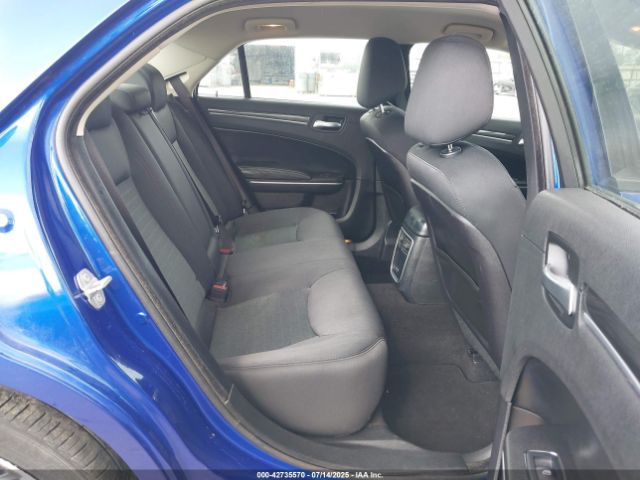2019 CHRYSLER 300 2C3CCAAG3KH733183 Photo 7