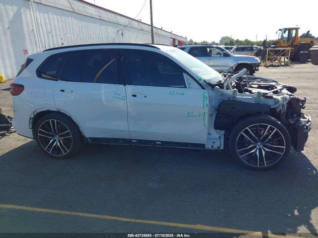 5UXCR6C09M9F40404 BMW X5