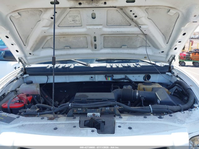 57WMD2C6XGM100350 Mobilityventure V6 Gasoline, 3.7 Liters, 275 Hp