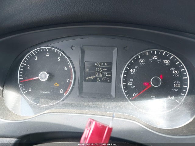 3VWD17AJ8EM286230 Volkswagen Jetta