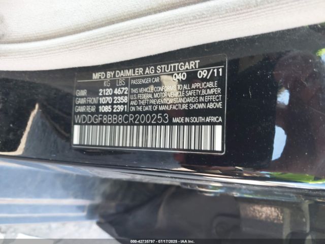 2012 MERCEDES-BENZ C 300 WDDGF8BB8CR200253 Photo 8