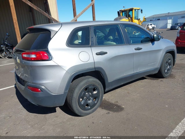 1C4PJLAB4FW531379 Jeep 2015