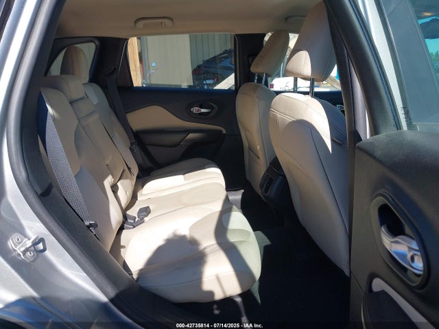 1C4PJLAB4FW531379 Jeep 2015