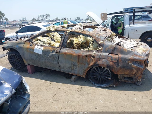 4T1K61AK3LU983715 Toyota a25a-fks