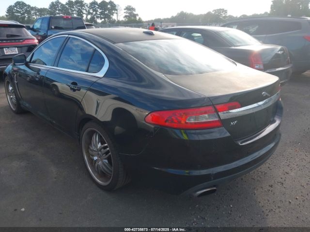2010 JAGUAR XF SAJWA0GB8ALR51076 Photo 2