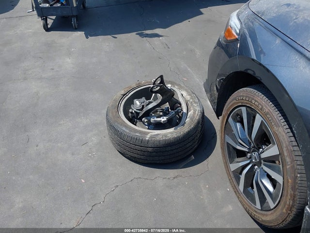 Honda l15b7 2024 2HGFE1F71RH313851 Image 12