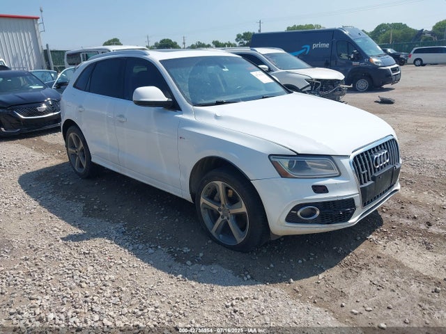 2014 AUDI Q5 WA1DGAFP4EA030718 Photo 0