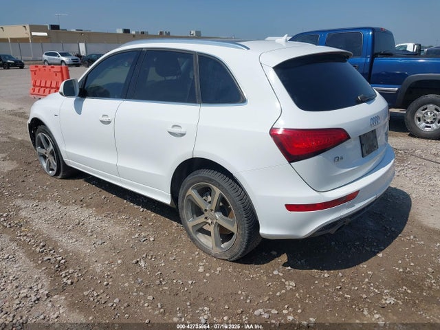 2014 AUDI Q5 WA1DGAFP4EA030718 Photo 2