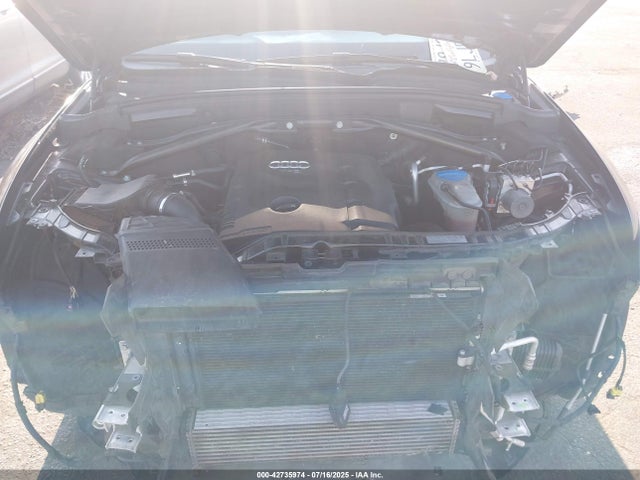 WA1CFAFPXEA105632 Audi Q5