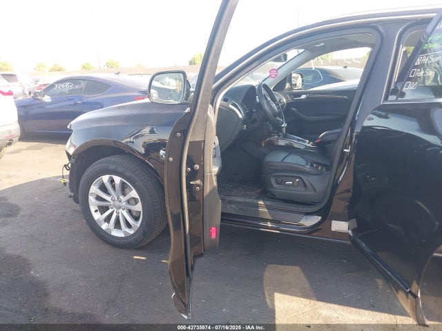 WA1CFAFPXEA105632 Audi Q5