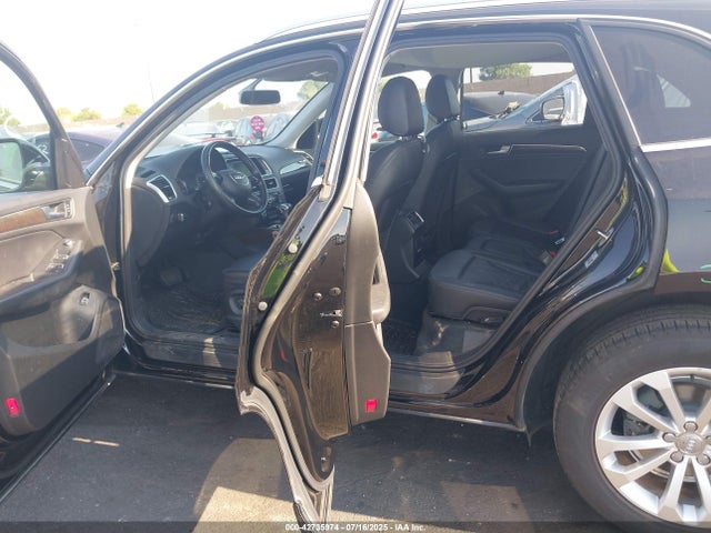 WA1CFAFPXEA105632 Audi Q5