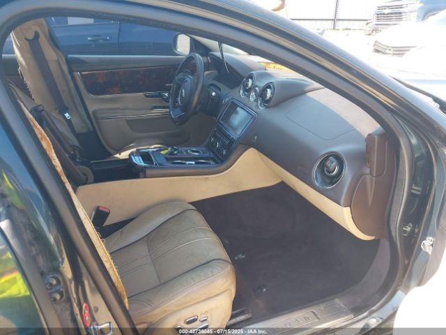 2011 JAGUAR XJ SAJWA2GB6BLV09376 Photo 4