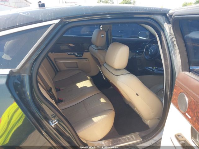 2011 JAGUAR XJ SAJWA2GB6BLV09376 Photo 7