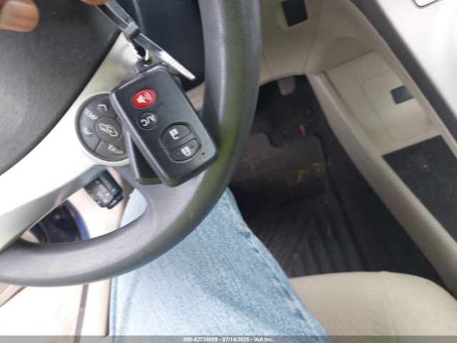 2014 TOYOTA PRIUS JTDKN3DU7E1777365 Photo 10