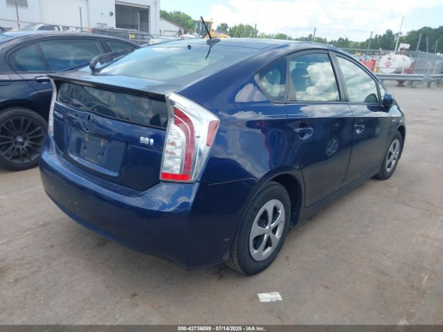 2014 TOYOTA PRIUS JTDKN3DU7E1777365 Photo 3