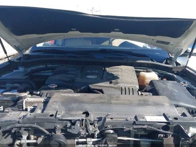 JN8AY2NE4H9706218 Nissan 2017