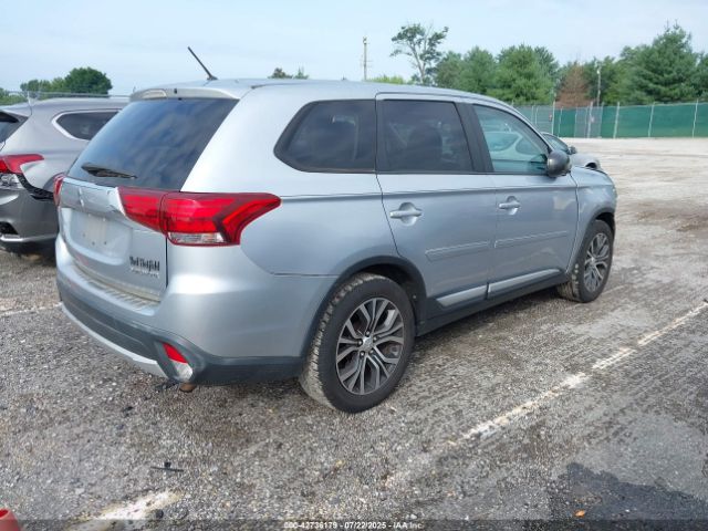 2016 MITSUBISHI OUTLANDER JA4AD2A32GZ048063 Photo 3