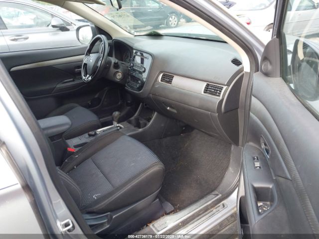 2016 MITSUBISHI OUTLANDER JA4AD2A32GZ048063 Photo 4