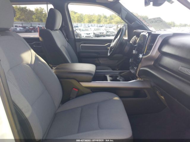 2021 RAM 1500 1C6SRFFT3MN570531 Photo 4
