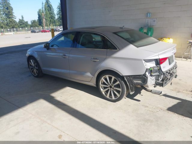 2015 AUDI A3 WAUEFGFF3F1138589 Photo 2