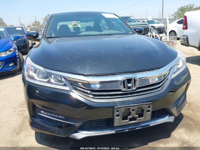 1HGCR2F54HA302495 Honda k24w1