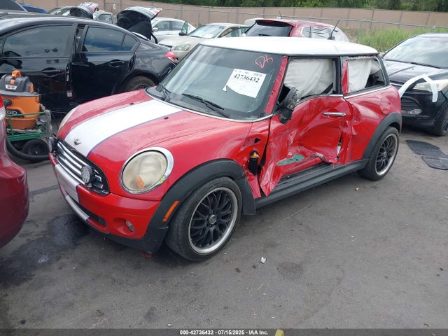 2007 MINI COOPER WMWMF33557TT59021 Photo 1