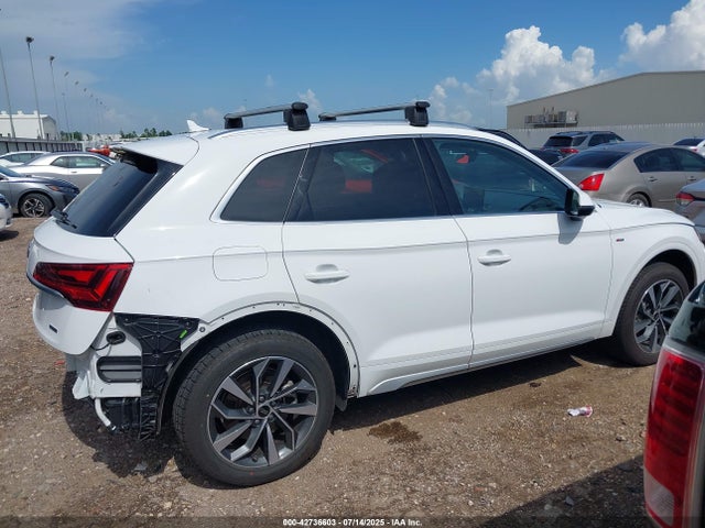 2024 Audi Q5 Premium Plus 45 Tfsi S Line Quattro მანქანა იყიდება აუქციონზე, vin: WA1EAAFY1R2083701, აუქციონის ნომერი: 42736603