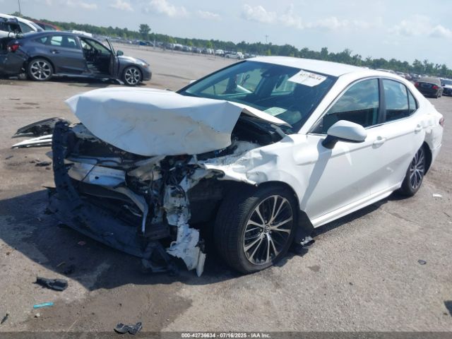 2020 TOYOTA CAMRY 4T1G11AK4LU872143 Photo 1